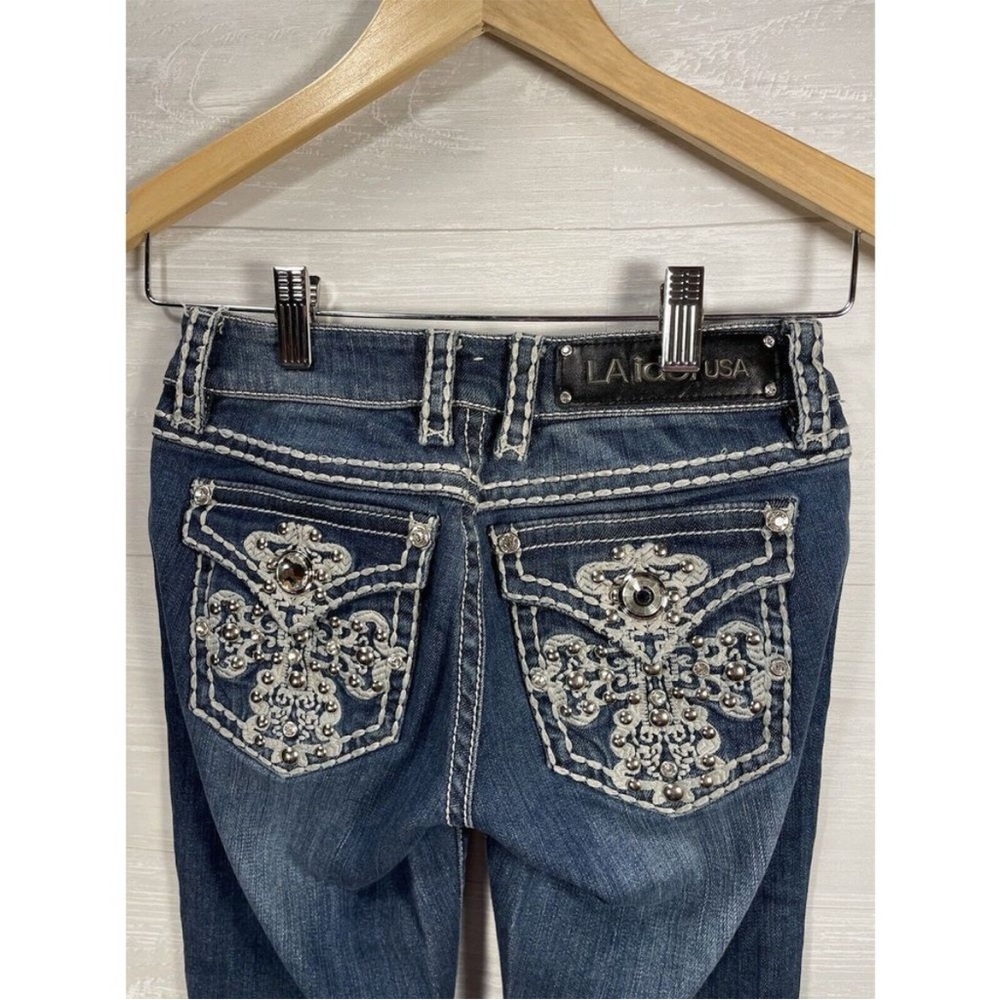 Boot cut jeans